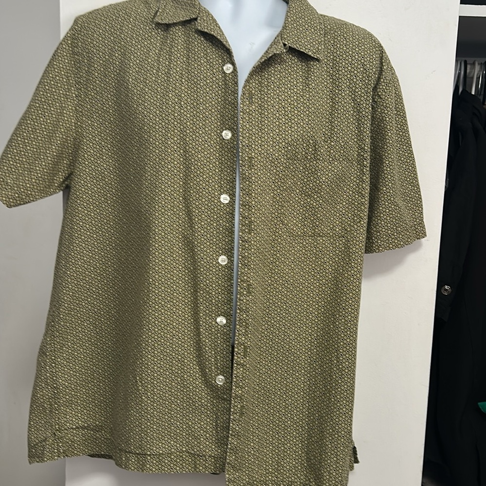 GAP Geometric Green and Cream Shirt - Picture 7 of 11